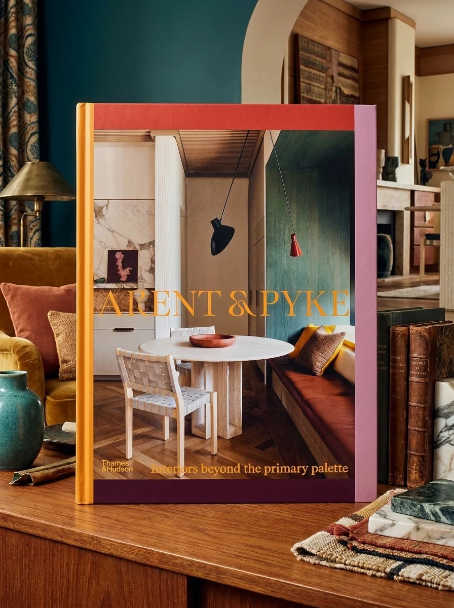 Arent & Pyke. Interiors beyond the primary palette — Дім, сім'я, релігія