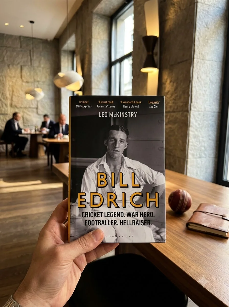 Bill Edrich. Cricket Legend, War Hero, Footballer, Hellraiser — Лео Маккінстрі, обкладинка