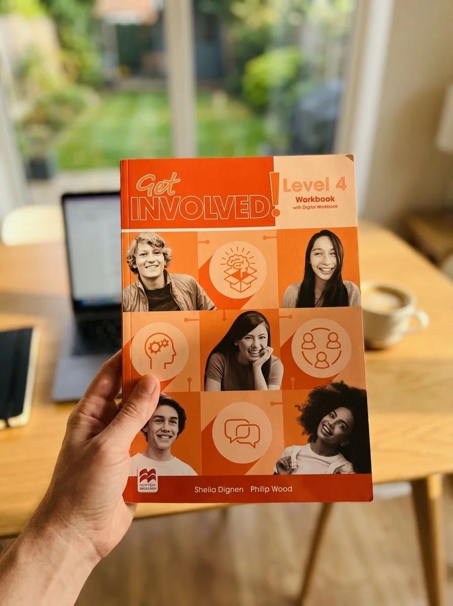 Get Involved for Ukraine 4. Workbook with Digital Workbook — Шейла Дігнен, обкладинка