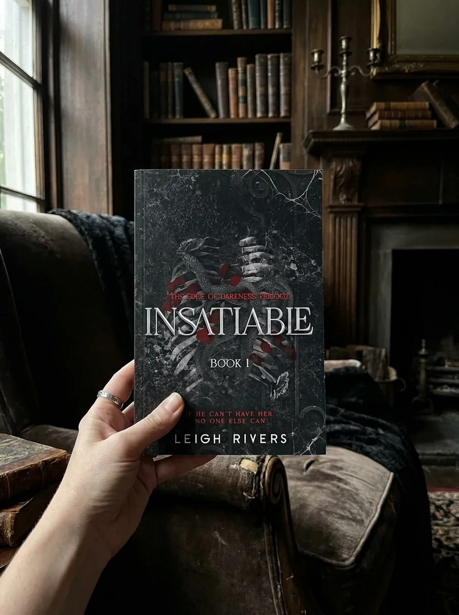 Insatiable. Book 1 — Фантастика та фентезі