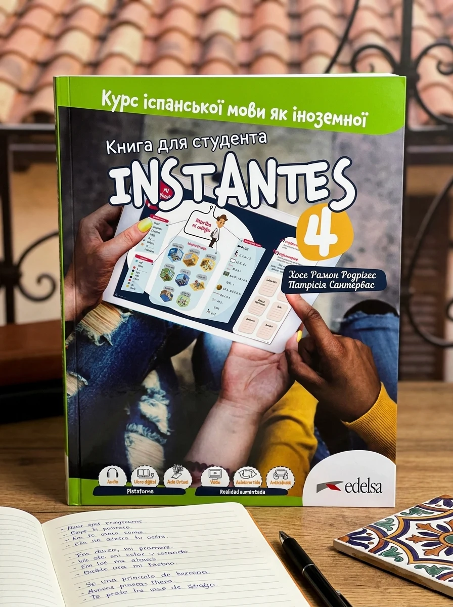Instantes 4 (B2) Libro del alumno