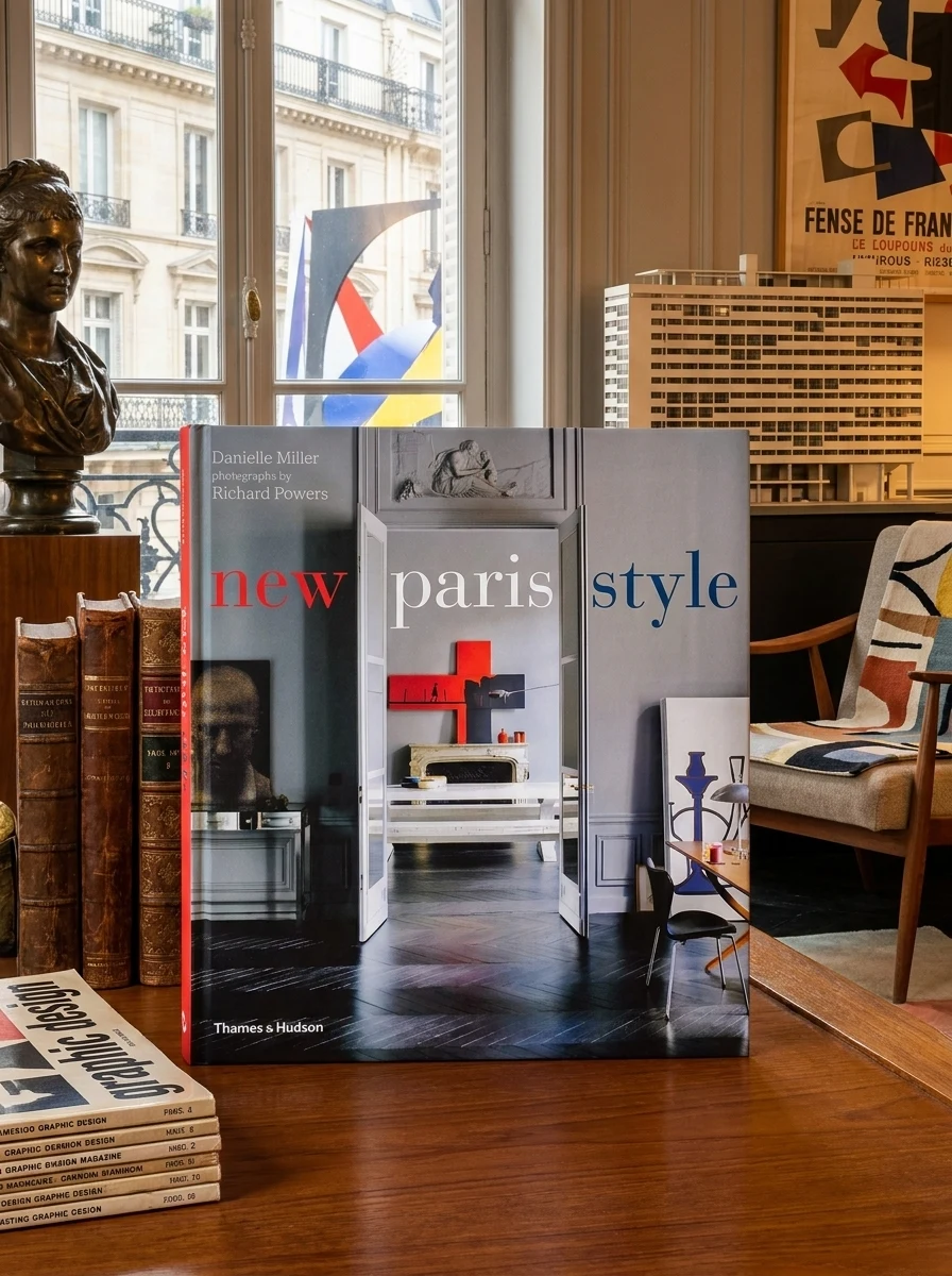 New Paris Style — Даніель Міллер, обкладинка