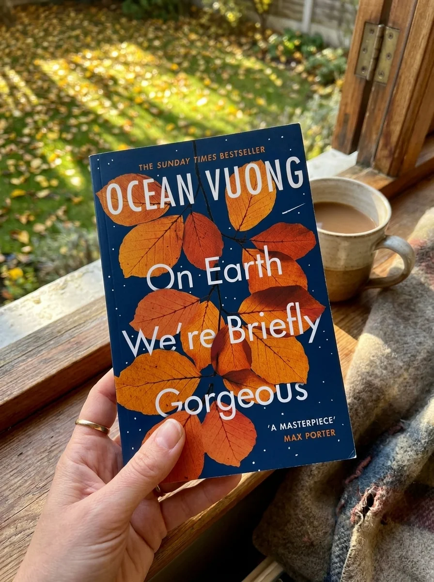 On Earth We're Briefly Gorgeous — Художня література