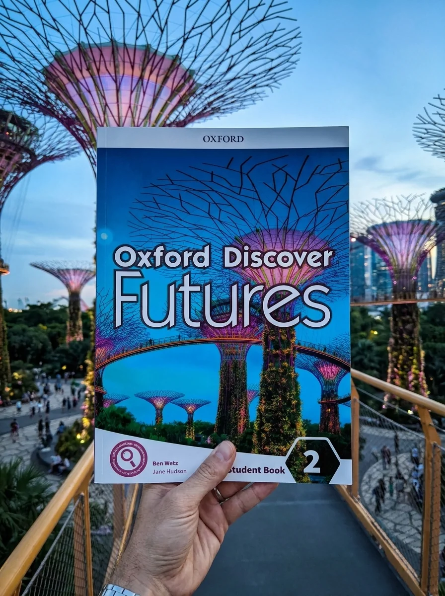 Oxford Discover Futures 2. Student's Book — Бен Ветц, обкладинка