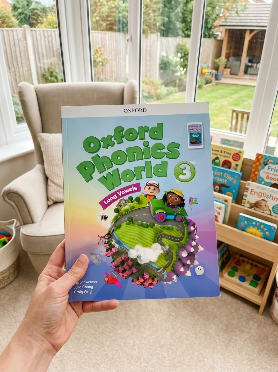 Oxford Phonics World. Level 3. Student Book with App Pack — Вивчення мов