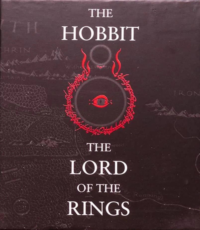 The Hobbit &amp; The Lord of the Rings Gift Set. A Middle-earth Treasury