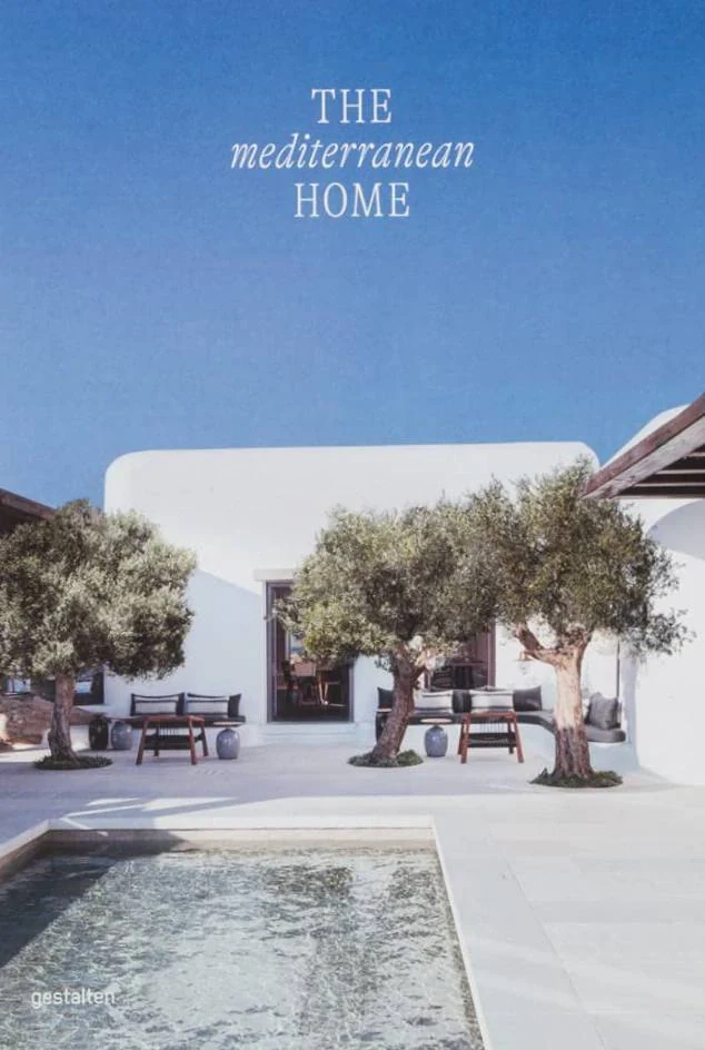 The Mediterranean Home. Residential Architecture and Interiors with a Southern Touch,
