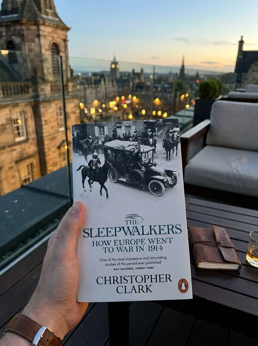 The Sleepwalkers — Крістофер Кларк, обкладинка